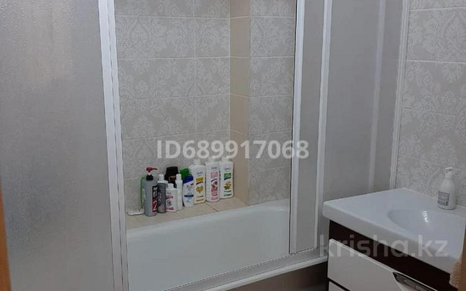 4-комнатная квартира, 90 м², 1/5 этаж помесячно, Мира 43 Павлодар - изображение 5
