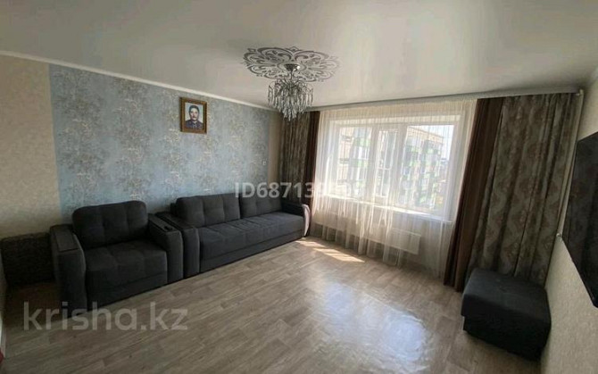 4-комнатная квартира, 80 м², 10/10 этаж помесячно, Мамая Батыра 92 - 72 квартал. Семей - изображение 1