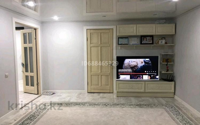 4-комнатная квартира, 98 м², 4/5 этаж помесячно, мкр Центральный, Махамбет Утемисова 125 - Süleyman  Атырау - изображение 4