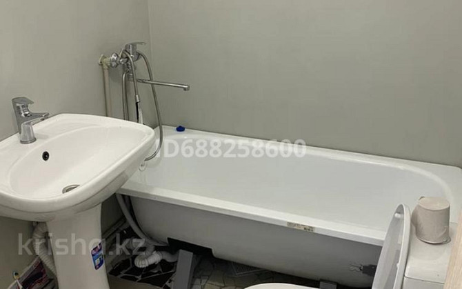 1-комнатная квартира, 36 м², 5/9 этаж помесячно, Райымбек батыра 275  - изображение 1