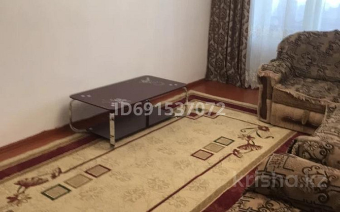 4-комнатная квартира, 100 м², 4/5 этаж помесячно, Казыбек би 142 - Койгельды Taraz - photo 1