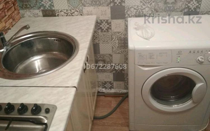3-комнатная квартира, 48 м², 2/5 этаж помесячно, улица Горького 166 - Карима Сутюшева Петропавловск - изображение 4