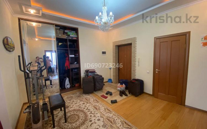 5-комнатная квартира, 150 м², 5/8 этаж помесячно, Д. Кунаева 35/1 - Дома министерств Астана - изображение 5