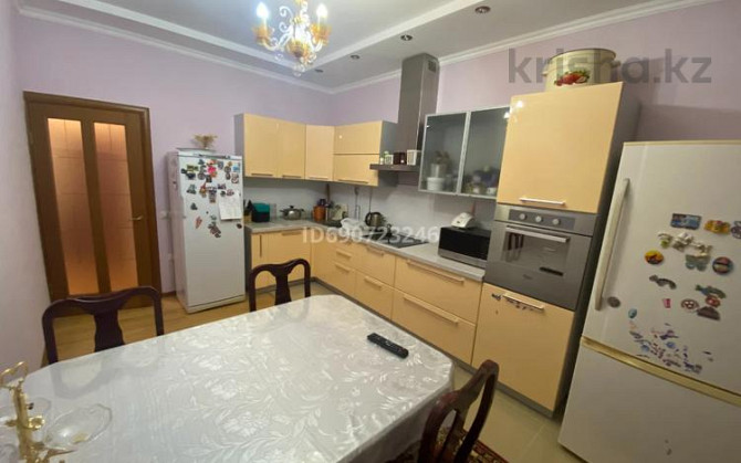 5-комнатная квартира, 150 м², 5/8 этаж помесячно, Д. Кунаева 35/1 - Дома министерств Астана - изображение 3