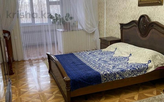 4-комнатная квартира, 145 м², 3/4 этаж помесячно, Сатпаева 15а Атырау - изображение 4
