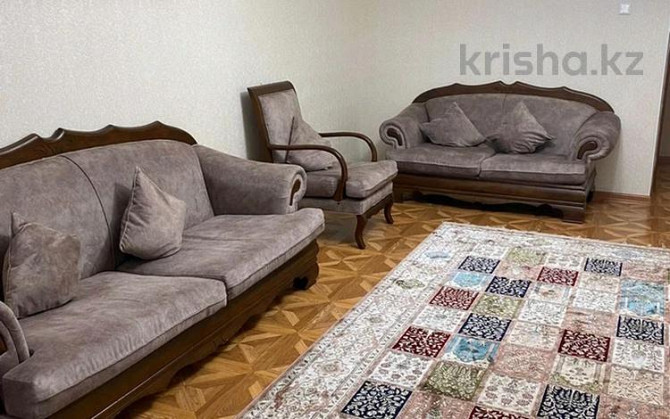 4-комнатная квартира, 145 м², 3/4 этаж помесячно, Сатпаева 15а Атырау - изображение 1