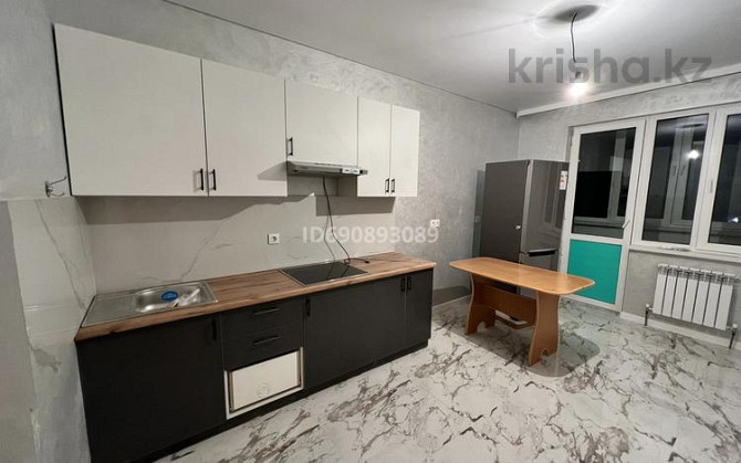 1-комнатная квартира, 46 м², 6/12 этаж помесячно, Кошкарбаева 1140  - изображение 2