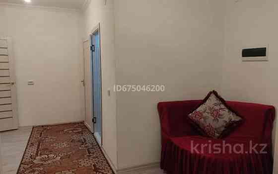 3-комнатная квартира, 80 м², 2/7 этаж помесячно, 9-я улица 17/2 Туркестан
