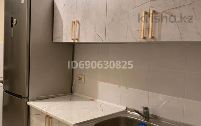 1-комнатная квартира, 32 м², 9/12 этаж помесячно, Жаңа қала 11 көше 37/3 - Напротив областного акима Turkestan - photo 4