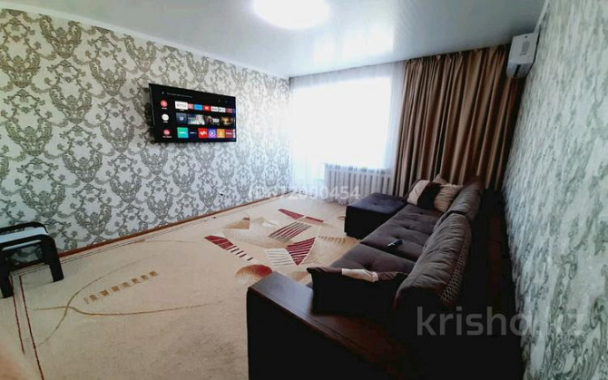 3-комнатная квартира, 76 м², 8/10 этаж помесячно, Пр. Абая 62 - Пересечение улиц Абая и Хакимжановой Костанай - изображение 1