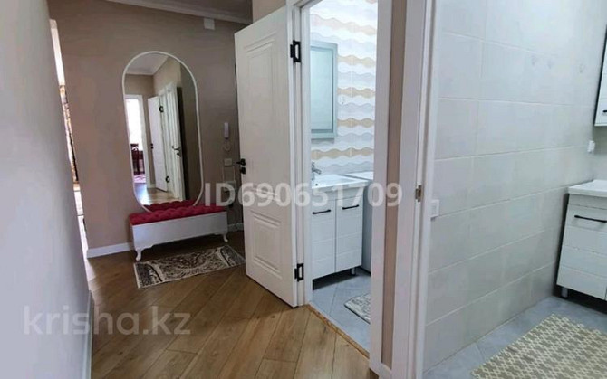 3-комнатная квартира, 75 м², 3/6 этаж помесячно, Райымбек батыра 169 - 6 км  - изображение 8