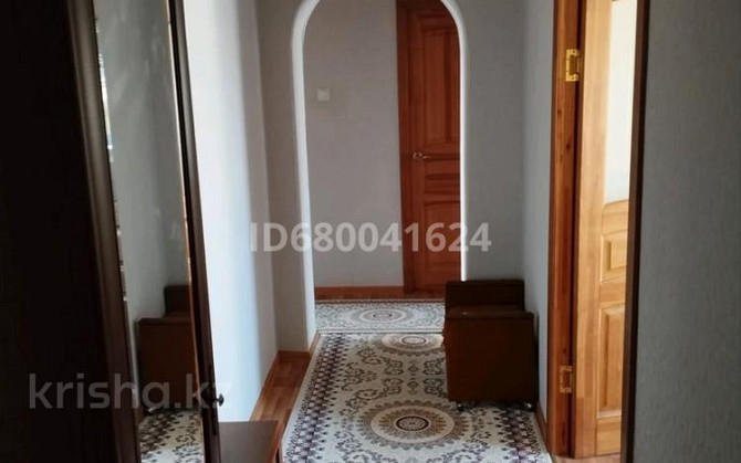 3-комнатная квартира, 80 м², 9/9 этаж помесячно, мкр 8, Абулхаир хана 69 - Молдагуловой Актобе - изображение 4
