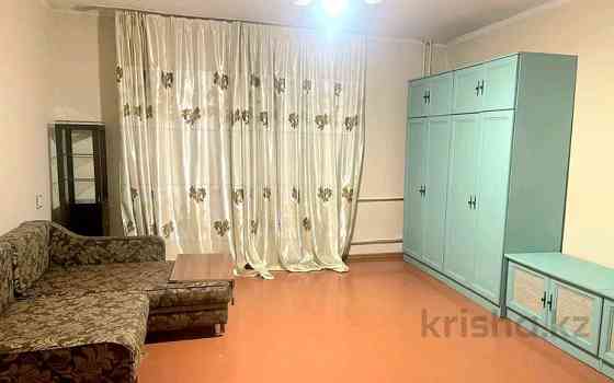1-комнатная квартира, 40 м², 1/3 этаж помесячно, Акан серы 16 - Молдагалиева Алматы