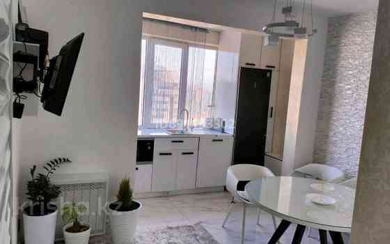 3-комнатная квартира, 90 м², 12/13 этаж помесячно, мкр Нуркент (Алгабас-1) 65 - Момышулы Рыскулова Almaty