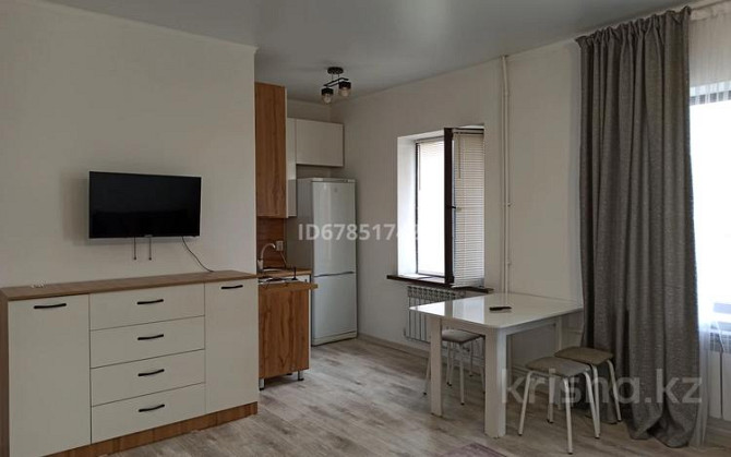 1-комнатная квартира, 32 м², 1/3 этаж помесячно, мкр Акжар, Аккол Almaty - photo 2