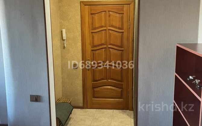 3-комнатная квартира, 75 м², 3/9 этаж помесячно, НАБ.им Славкого 40 Усть-Каменогорск - изображение 1