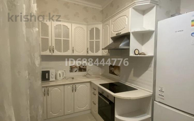 1-комнатная квартира, 43.1 м², 4/10 этаж помесячно, Абикен Бектурова 1 - ТРЦ Хан-шатыр Астана - изображение 4