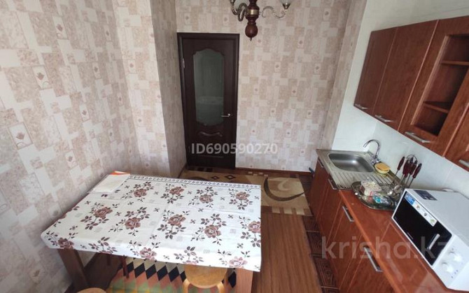 1-комнатная квартира, 40 м², 6/9 этаж помесячно, Тургут Озала 94 - Толе Би Алматы - изображение 4