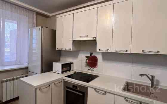 3-комнатная квартира, 100 м², 6 этаж помесячно, проспект Бауыржана Момышулы 2/10 Астана