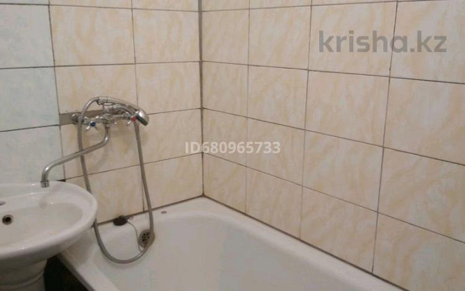 1-комнатная квартира, 33 м², 2/5 этаж помесячно, Усть-каменогорсткая 22 Усть-Каменогорск - изображение 2