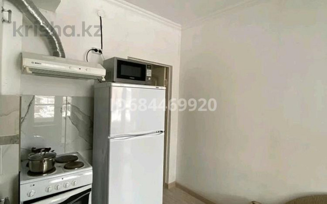 2-комнатная квартира, 70 м², 4/9 этаж помесячно, Нажединова 27 Астана - изображение 1
