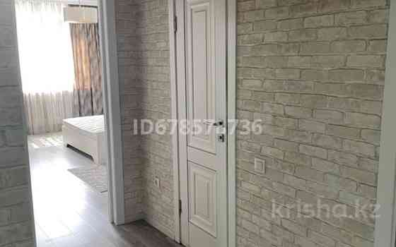 2-комнатная квартира, 79 м², 8/9 этаж помесячно, мкр Аксай-1А 17 Almaty