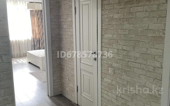 2-комнатная квартира, 79 м², 8/9 этаж помесячно, мкр Аксай-1А 17 Алматы - изображение 4