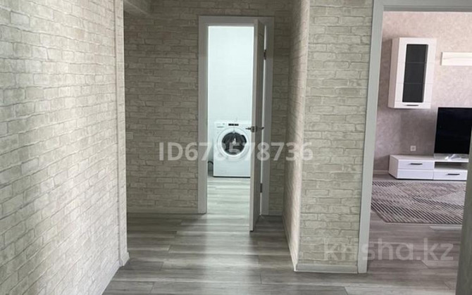 2-комнатная квартира, 79 м², 8/9 этаж помесячно, мкр Аксай-1А 17 Алматы - изображение 2