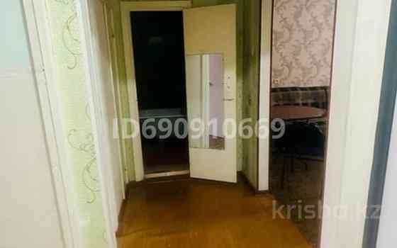 2-комнатная квартира, 65 м², 4/5 этаж помесячно, Сейфуллина 52 - 8 микрорайон Тараз