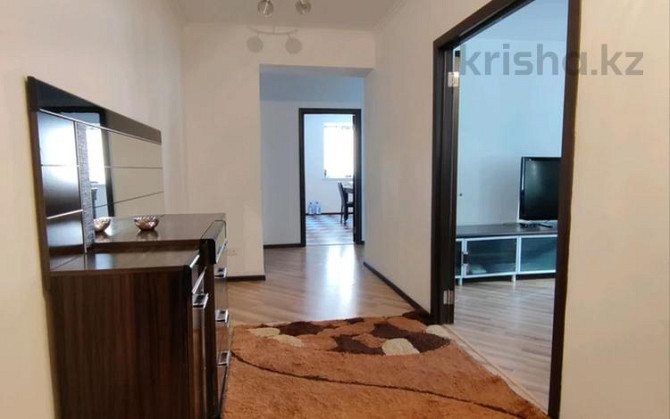 2-комнатная квартира, 85 м², 8/9 этаж помесячно, Валиханова 9/2 - Кенесары Астана - изображение 1