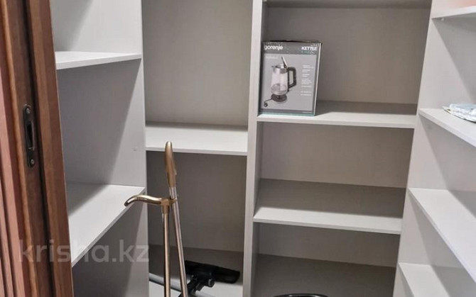 3-комнатная квартира, 110 м², 3/3 этаж помесячно, мкр Мирас 133 блок Е - Аскарова Almaty - photo 8