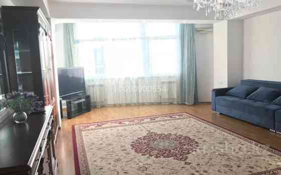 4-комнатная квартира, 233 м², 9/12 этаж помесячно, мкр Самал-2 58 Almaty