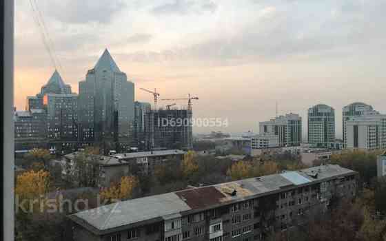 4-комнатная квартира, 233 м², 9/12 этаж помесячно, мкр Самал-2 58 Almaty