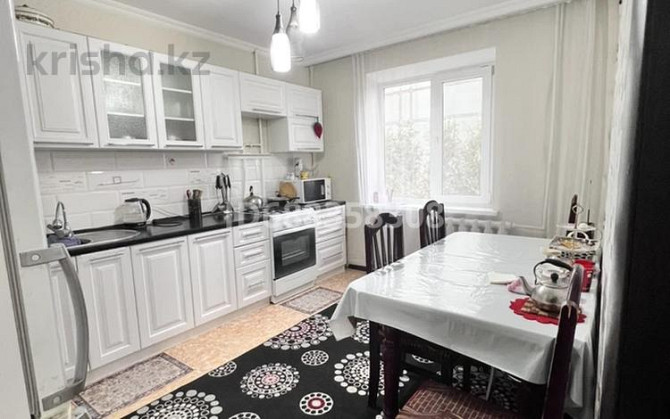 3-комнатная квартира, 80 м², 5/9 этаж помесячно, мкр 11 31 Актобе - изображение 8