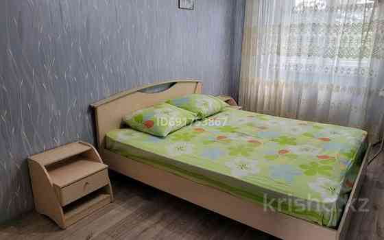 3-комнатная квартира, 52 м², 3/5 этаж помесячно, Гоголя 46 Караганда