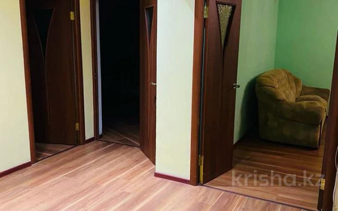 3-комнатная квартира, 98 м², 3/5 этаж помесячно, мкр Нурсат 157 Шымкент - изображение 8