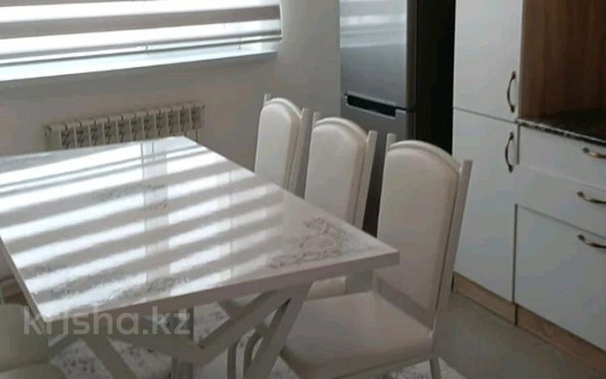 3-комнатная квартира, 80 м², 12/12 этаж помесячно, Мкр.ЖАНА КАЛА - 11-улица Туркестан - изображение 1
