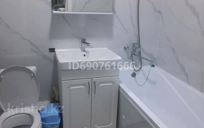 2-комнатная квартира, 58 м², 5/17 этаж помесячно, Шаймерденова 4/3 - Нұрлы жолдың жанында Астана - изображение 6