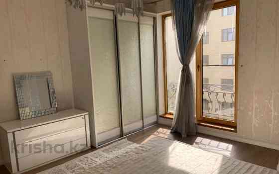 2-комнатная квартира, 71 м², 4/6 этаж помесячно, мкр Самал-3 301 Алматы
