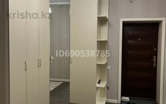 2-комнатная квартира, 100 м², 3/21 этаж помесячно, Аль-Фараби 21 Алматы - изображение 1