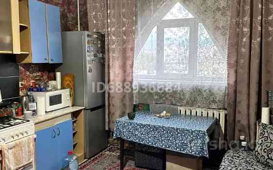 3-комнатная квартира, 71 м², 8/9 этаж помесячно, мкр Аксай-4 30 Almaty