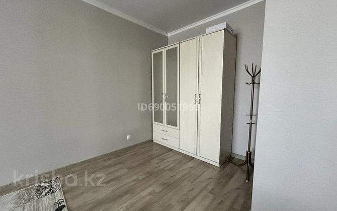 1-комнатная квартира, 40 м², 7/17 этаж помесячно, Туран 50/2 Астана - изображение 4