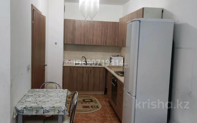 1-комнатная квартира, 43 м², 3/7 этаж помесячно, Альфараби 6б Астана - изображение 3
