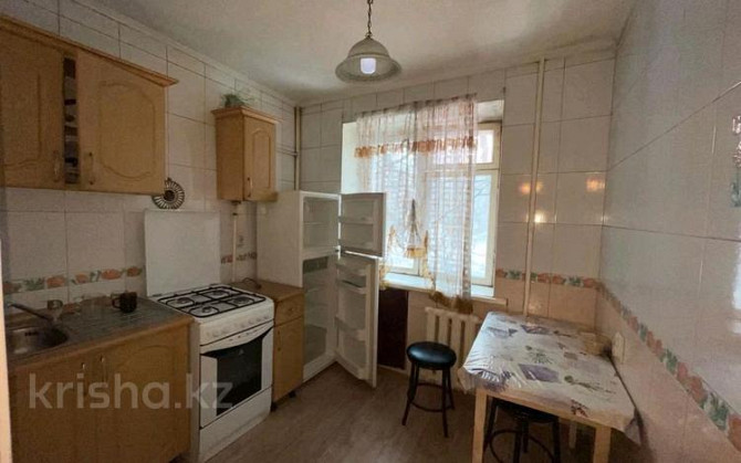 2-комнатная квартира, 45 м², 2/4 этаж помесячно, Валиханова 137а Алматы - изображение 6