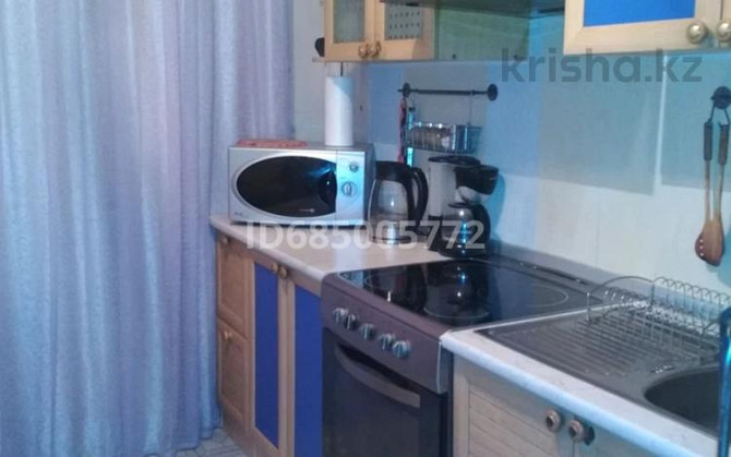 2-комнатная квартира, 49 м², 1/10 этаж помесячно, Ломова 179а Pavlodar - photo 1