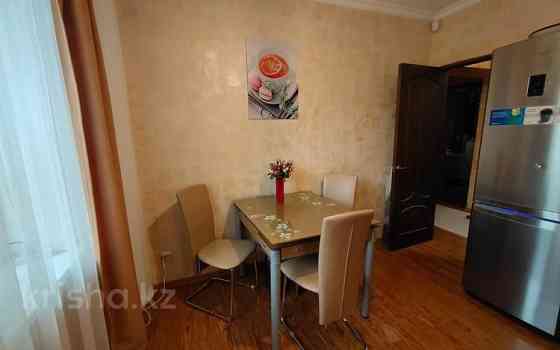 3-комнатная квартира, 77 м², 2/5 этаж помесячно, Желтоксан - Шевченко Алматы