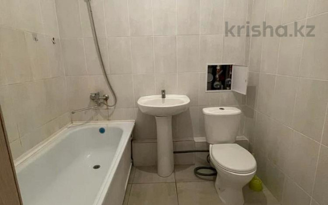 2-комнатная квартира, 55 м², 3/9 этаж помесячно, Береке 62 Kostanay - photo 6