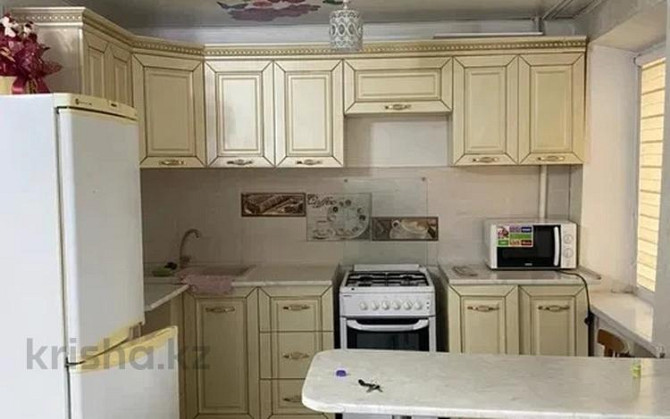 3-комнатная квартира, 54 м², 2/3 этаж помесячно, Акын сара Taldykorgan - photo 2