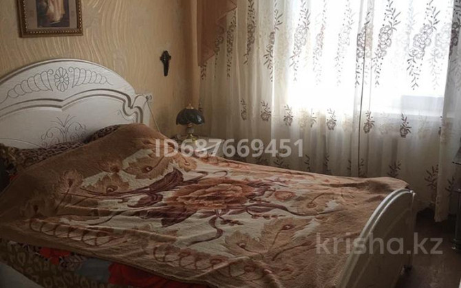 2-комнатная квартира, 90 м², 5/6 этаж помесячно, проспект Б.Момышулы - Магазин Алтын Арай Темиртау - изображение 2