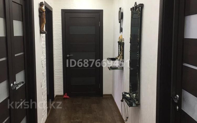 2-комнатная квартира, 90 м², 5/6 этаж помесячно, проспект Б.Момышулы - Магазин Алтын Арай Темиртау - изображение 6